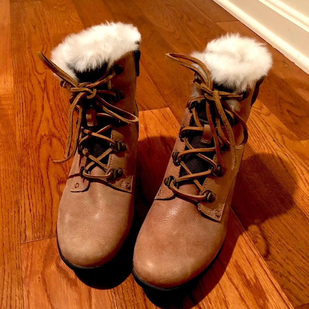 Women’s Sperry winter boot